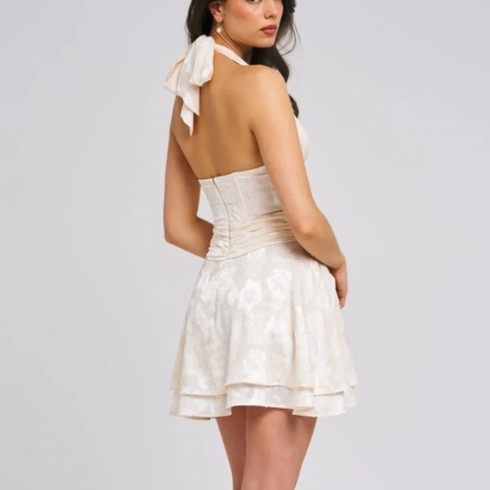 Miss Circle- Cream Floral Jacquard Textured Slit Halter Satin Mini Dress - Picture 6 of 7